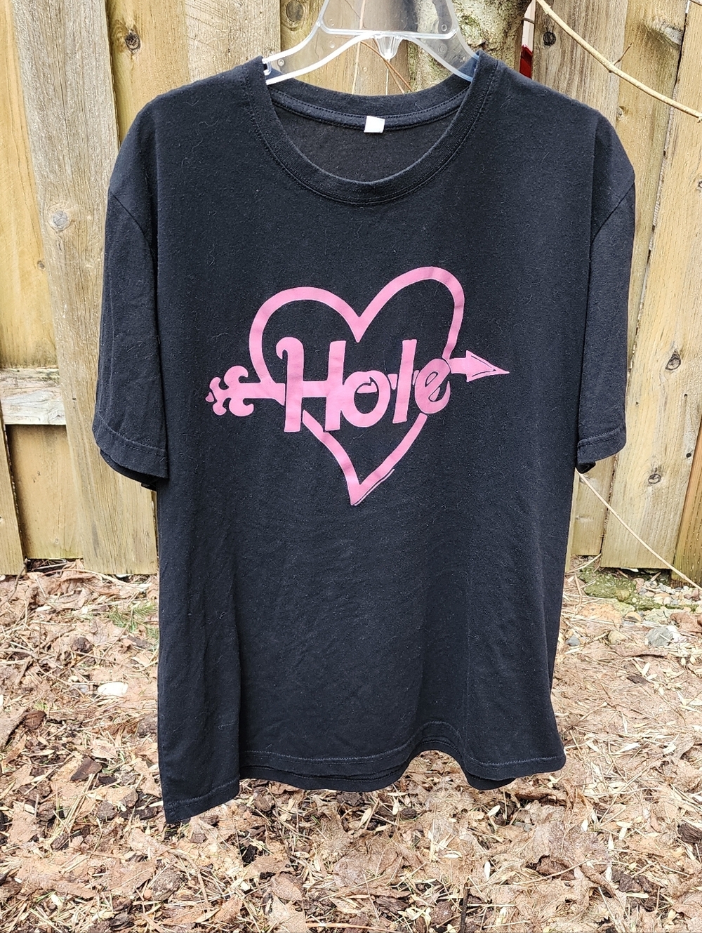 NWOT Mens 2XL Black Graphic 100% Cotton Tshirt - Hole